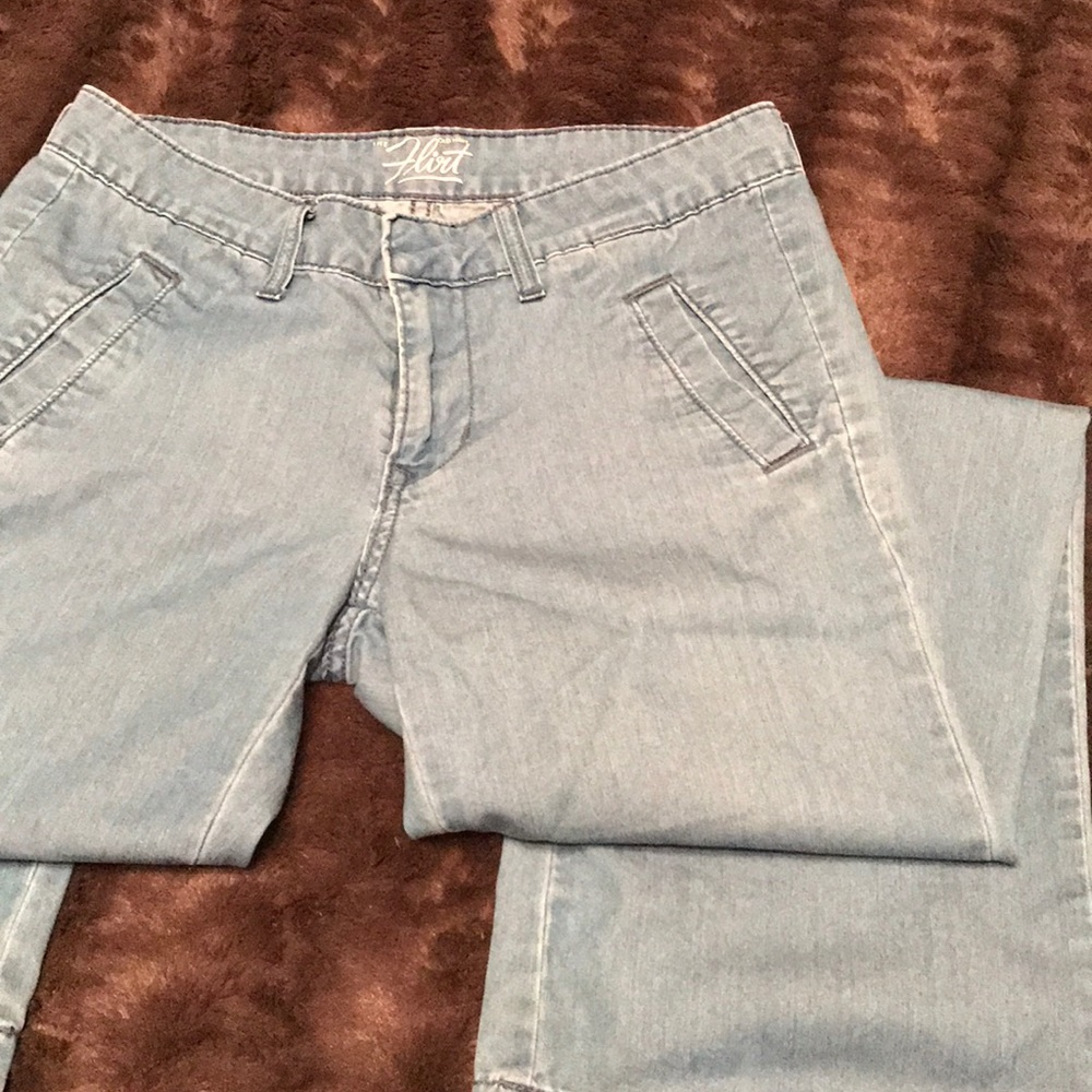 RESERVED - Trouser fit Old Navy jeans, light wash